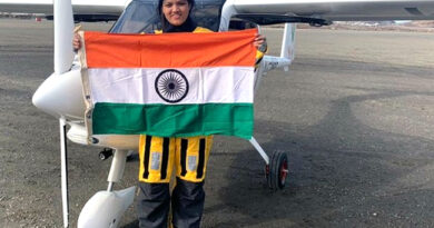 मुंबई की आरोही पंडित बनीं अटलांटिक महासागर पार करने वाली पहली महिला पायलट