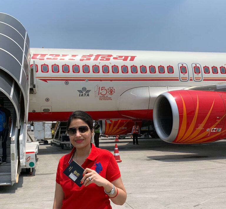 सात समंदर पार से खींच लाई मताधिकार की ललक,...जब स्वीडन से मऊ वोट देने पहुंचीं प्रिया