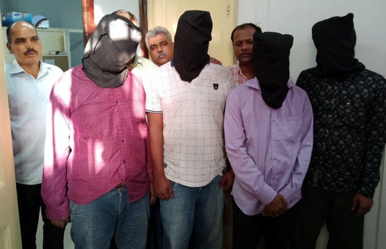'मुख्यमंत्री राहत कोष' से फर्जी दस्तावेजों के जरिये लगाया ७८ लाख का चूना, स्वस्थ’ लोगों डॉक्टर ने को ऐसे बनाया मरीज...