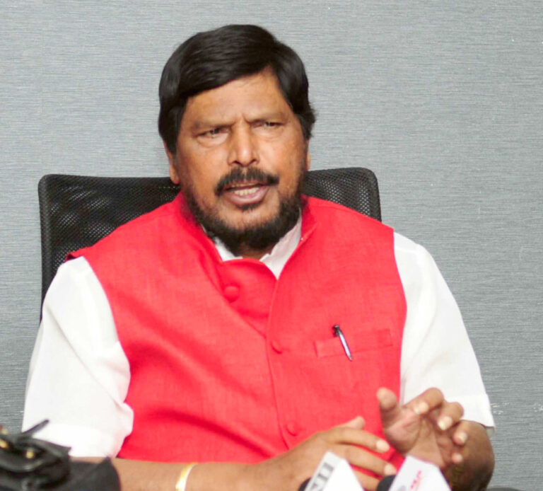 आठवले बोले- दलित शब्द के उपयोग पर प्रतिबंध उचित नहीं