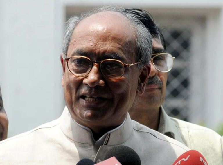 कांग्रेस के वरिष्ठ नेता दिग्विजय के विवादित बोल, कहा- ISI से मिल रही भाजपा को फंडिंग