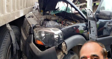 पूर्व केंद्रीय मंत्री हंसराज अहिर के काफिले की गाड़ी दुर्घटनाग्रस्त, 2 सुरक्षाकर्मियों की मौत
