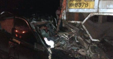 महाराष्ट्र: ट्रक-कार की टक्कर में चार लोगों की मौके पर मौत