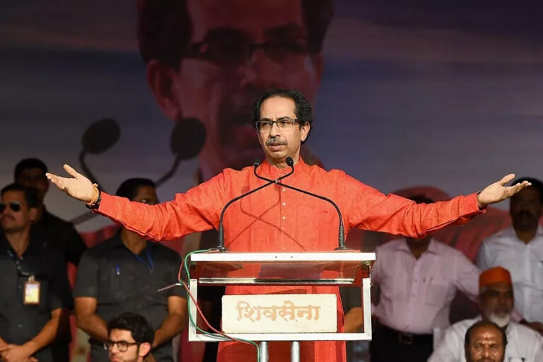 उद्धव बोले- पालघर में अपराध रोकने के लिए एनकाउंटर स्पेशलिस्ट शर्मा को दिया टिकट