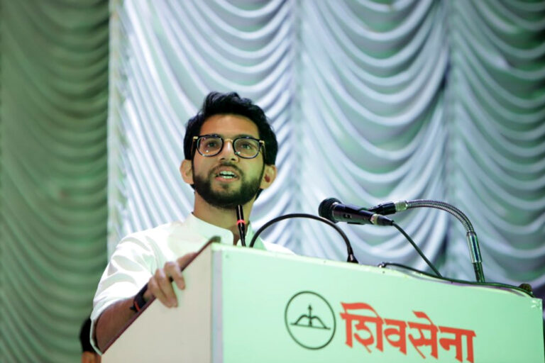 आदित्य ठाकरे बोले- 'मैं विधायक या मुख्यमंत्री बनने के लिए नहीं लड़ रहा चुनाव