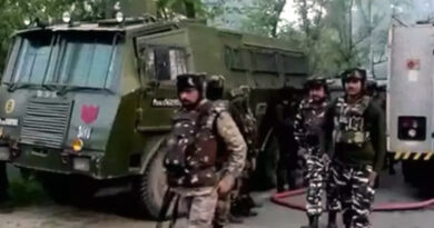 जम्मू-कश्मीरः अनंतनाग में आतंकवादियों ने किया ग्रेनेड अटैक, 10 लोग जख्मी