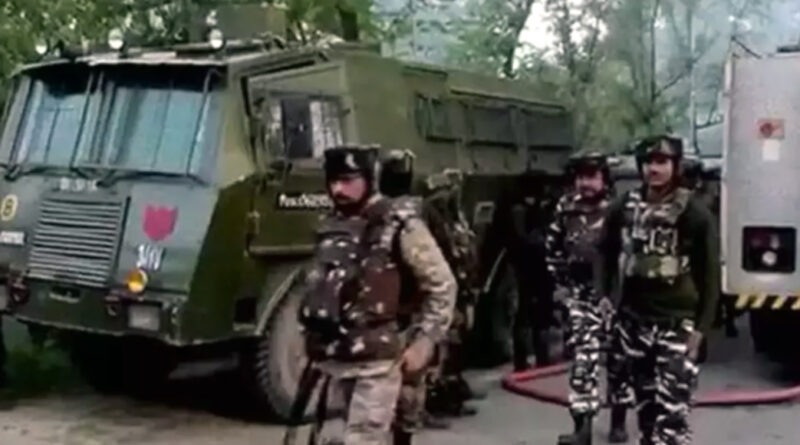 जम्मू-कश्मीरः अनंतनाग में आतंकवादियों ने किया ग्रेनेड अटैक, 10 लोग जख्मी