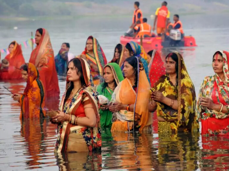 मुंबई: छठ पूजा पर सरकार मुहैया कराएगी विशेष सुविधाएं