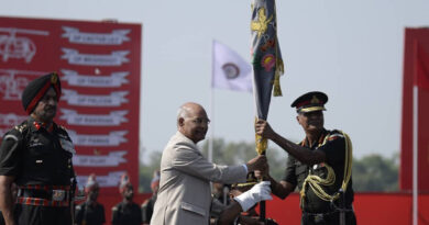 राष्ट्रपति रामनाथ कोविंद ने सेना विमानन कोर को दिया प्रेसिडेंट्स कलर्स अवार्ड...