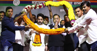 मुंबई: नारायण राणे BJP में हुए शामिल, उनकी पार्टी का भी विलय