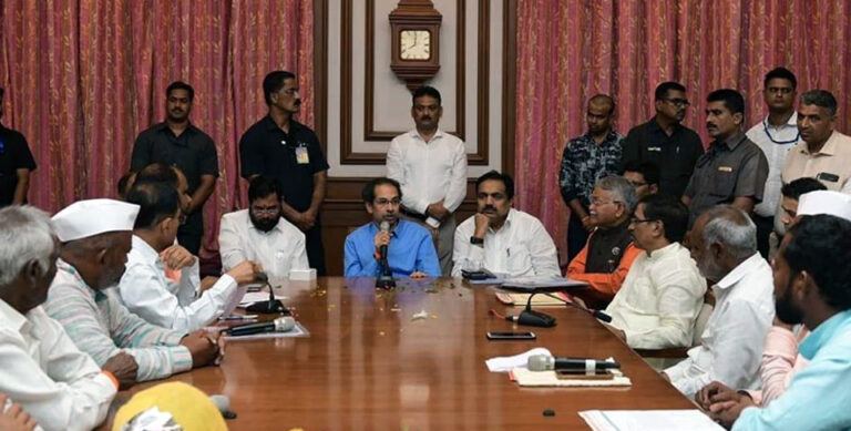 महाराष्ट्र: 2 लाख से अधिक के कर्जदार किसानों की नहीं होगी कर्जमाफी