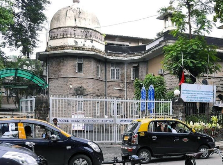 मुंबई: वाडिया अस्पताल को बचाने के लिए मनपा ने दिए १४ करोड़