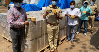 मुंबई में फिर पुलिस ने किया, 1 करोड़ रुपये के 4 लाख मास्क बरामद
