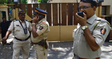 मुंबई में 9 मार्च तक के लिए धारा-144 लागू, सोशल मीडिया पर भी पुलिस की नज़र