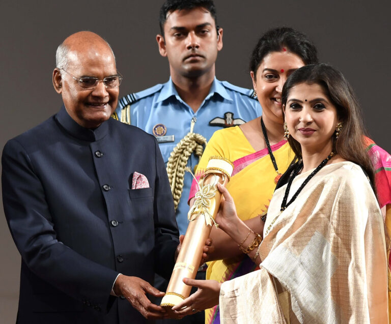 राष्ट्रपति ने किया 'नारी शक्ति' को सम्मानित...