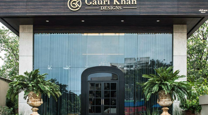 कोरोना मरीजों के लिए शाहरुख खान ने बीएमसी को दी अपनी चार मंजिला इमारत