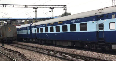India Lockdown: रेलवे का बड़ा फैसला- यात्री सेवाएं भी 3 मई तक निलंबित