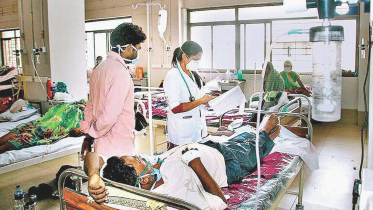 महाराष्ट्र में आखिर कैसे रुकेगा कोरोना का कहर?