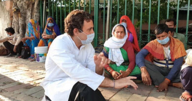 ..जब राहुल गांधी घर से निकल प्रवासी मजदूरों से मिलने पहुंचे, फुटपाथ पर बैठकर जाना उनका दुःख-दर्द!