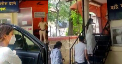 सुशांत आत्महत्या मामला: करीबी दोस्त रिया चक्रवर्ती से मुंबई पुलिस ने की पूछताछ