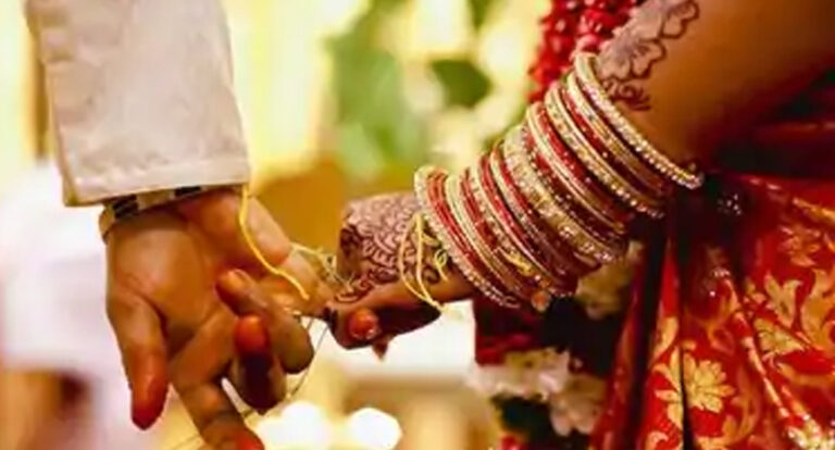कर्नाटक: मां-बाप की मर्जी बिना शादी, दुल्हन के परिवारवालों ने बिछा दीं पांच लाशें!