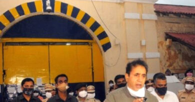 नागपुर: गृहमंत्री देशमुख पहुंचे सेंट्रल जेल, अब तक 41 कैदी और 56 स्टाफ कोरोना पॉजिटिव