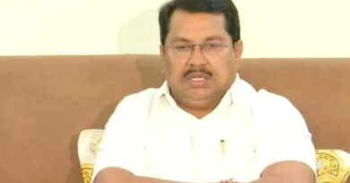 महाराष्ट्र: सरकारी कर्मचारियों को कैसे मिलेगी अगले महीने की सैलरी? मंत्री बोले- सरकार के पास पैसे नहीं!