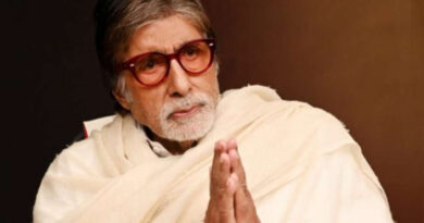 कोरोना को मात देकर घर पहुंचे बॉलीवुड के महानायक अमिताभ बच्चन