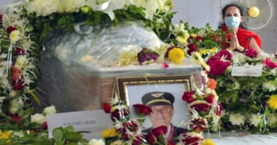 महाराष्ट्र: कैप्टन दीपक साठे का आज राजकीय सम्मान के साथ होगा अंतिम संस्कार, केरल विमान हादसे में हुई थी मौत!