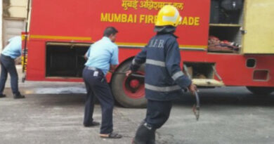 मुंबई: साकीनाका में एक दुकान में धमाके के बाद लगी आग, 3 घायल