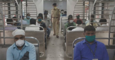 मुंबई: फर्जी ID CARD के जरिए मुंबई लोकल में यात्रा करने वालों की खैर नहीं, रेलवे पुलिस करेगी कड़ी कार्रवाई