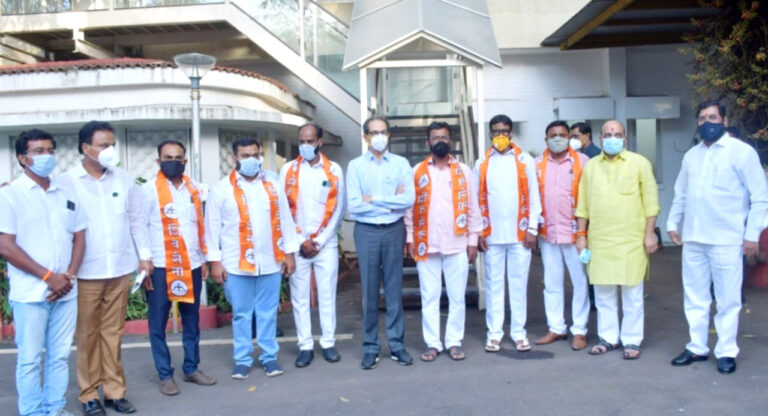महाराष्ट्र के जलगांव से बीजेपी के 6 पार्षद शिवसेना में शामिल