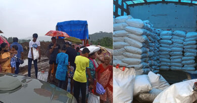 महाराष्ट्र के बाढ़ पीड़ितों के लिए मदद सामग्री का वितरण