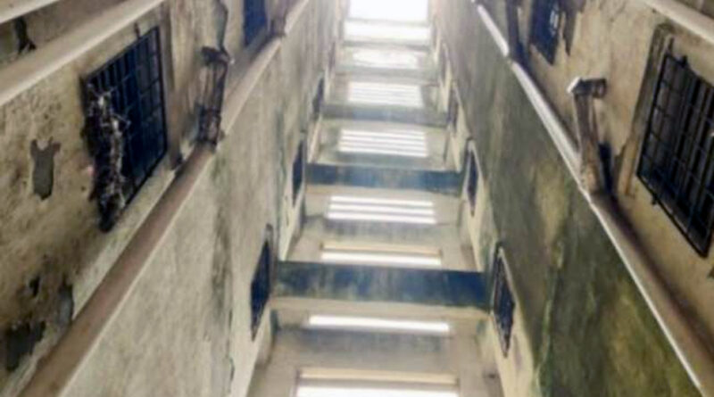 नाबालिग लड़की ने ढीले कपड़े पहन छुपायी गर्भावस्‍था, फिर 7वीं मंजिल से नीचे फेंकी नवजात!