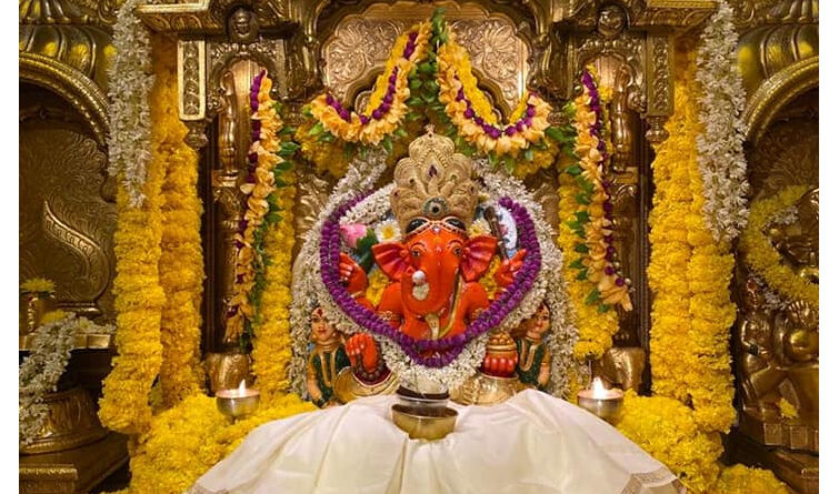 महाराष्ट्र: नवरात्र की शुरुआत के साथ खुलेंगे मंदिर, श्रद्धालुओं में खुशी, स्कूलों को लेकर किया गया ये बड़ा फैसला