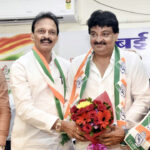 कांग्रेस में शामिल हुए पूर्व भाजपा विधायक अभिराम सिंह के बेटे डॉ सत्येंद्र सिंह