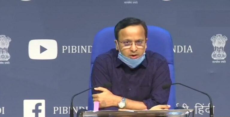 केंद्र सरकार का बड़ा फैसला- जनवरी 2023 तक 15 वर्ष की वाले भी होंगे टीकाकरण के पात्र, राज्‍यों को लिखा पत्र