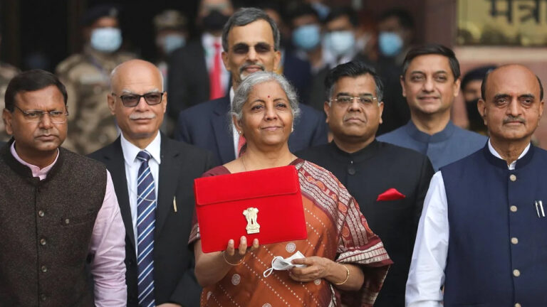 बजट में वित्तमंत्री निर्मला सीतारमण ने की ये अहम घोषणाएं, हमने 2 साल से टैक्स नहीं बढ़ाया, ये बड़ी राहत