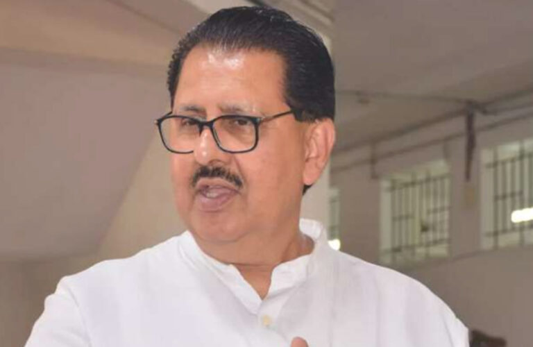 कांग्रेस नेता संजय दत्त के खिलाफ FIR दर्ज, कर्मचारी के साथ मारपीट का आरोप