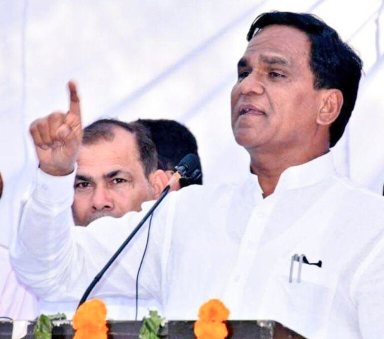 महाराष्ट्र: केंद्रीय मंत्री दानवे का दावा- भाजपा के संपर्क में हैं सत्तारूढ़ एमवीए के 25 विधायक! सियासत गर्म...