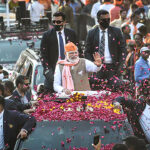 वाराणसी: पीएम मोदी के रोड शो में उमड़ा जनसैलाब!