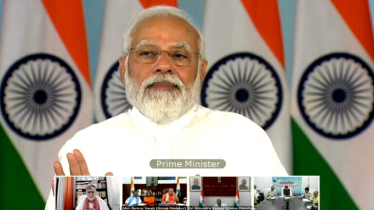 मध्य प्रदेश में पीएम मोदी ने कराया पांच लाख 21 हजार परिवारों को गृह प्रवेश
