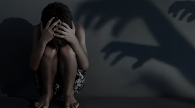 पुणे: पिता और भाई पांच साल से कर रहे थे नाबालिग लड़की से बलात्कार! 'गुड टच एंड बैड टच' सेंशन में सुनाई आपबीती