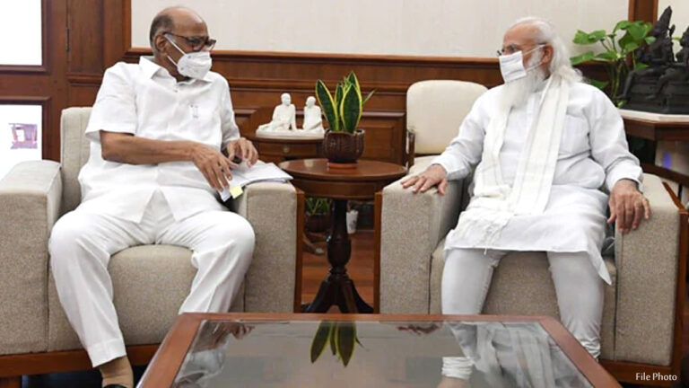 पीएम मोदी और एनसीपी चीफ शरद पवार की बैठक, महाराष्ट्र के राजनीतिक हलकों में हलचल; अजीत पवार बोले- विकास कार्यों पर हुई चर्चा