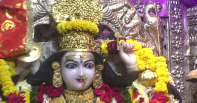 नवरात्रि में माँ दुर्गा की पूजा-आराधना करने से होती है माता की खास कृपा