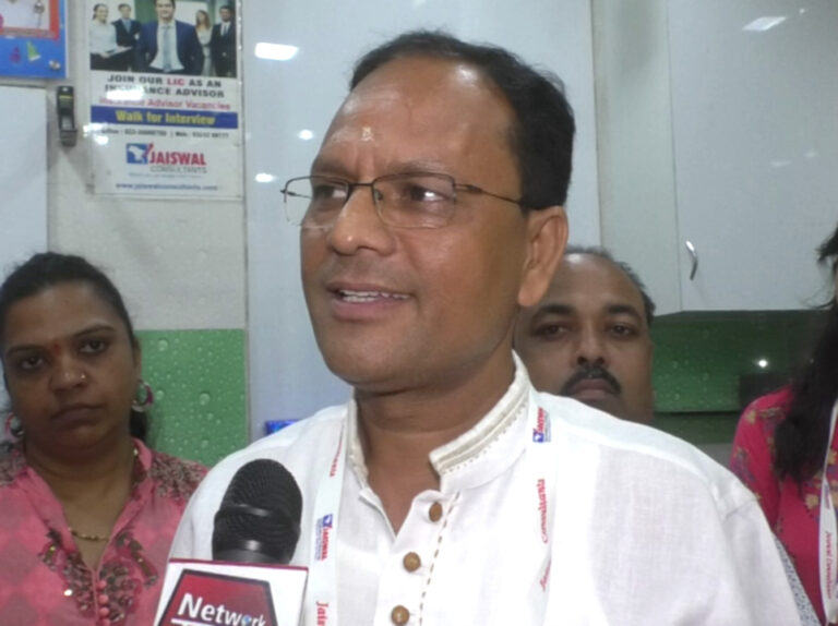 LIC का जबरदस्त प्लान! 60 की उम्र का न करें इंतजार, 40 में ही मिल जाएगी 50 हजार तक पेंशन- जानिए कैसे?