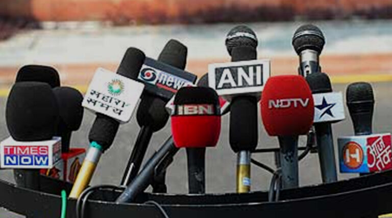 TV चैनलों के रूस-यूक्रेन युद्ध और दिल्ली हिंसा की कवरेज पर सरकार ने जताई आपत्ति, जारी की सख्‍त एडवाइजरी