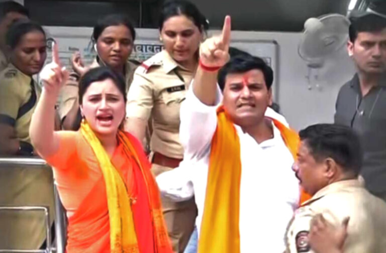 जेल में बंद सांसद नवनीत राणा की तबीयत बिगड़ी; अस्पताल में भर्ती, जमानत याचिका पर आज आएगा फैसला