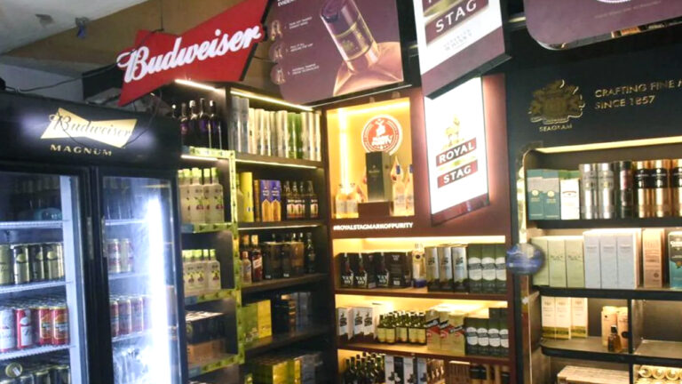 यूपी में अब आसान हुआ 'होम बार लाइसेंस' लेना, जानें- क्या है नए नियम