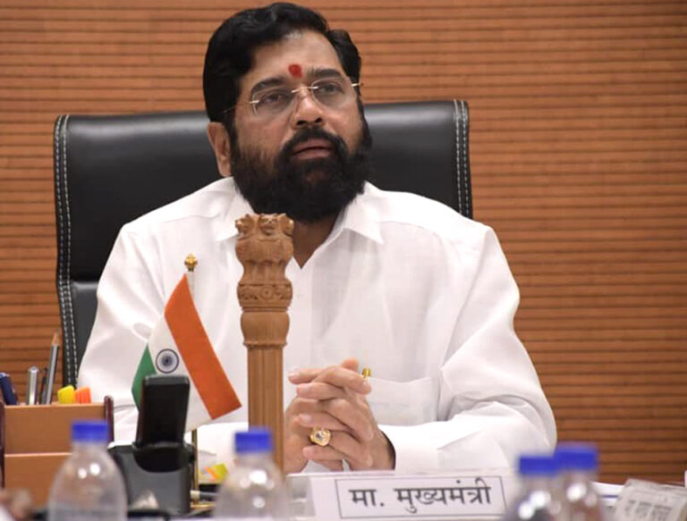 मुख्यमंत्री ने पुलिस को दिया निर्देश- मेरे काफिले में न हो वीआईपी मूवमेंट जैसी कोई चीज! यह आम लोगों की सरकार है...